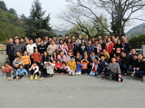 理学院教工天目山春游合影